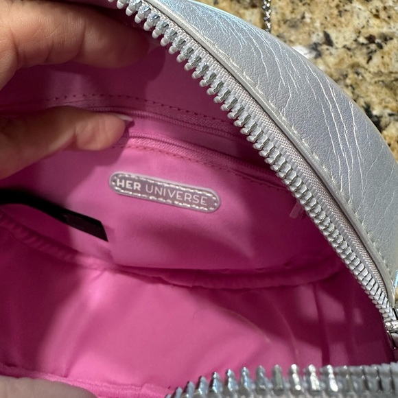 Euc Hello Kitty Rhinestone Crossbody Bag - Picture 8 of 9